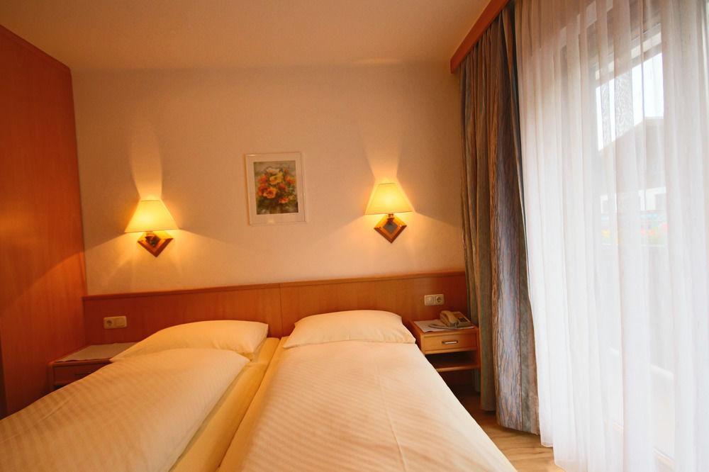Pension Riedlsperger Saalbach-Hinterglemm Exterior foto